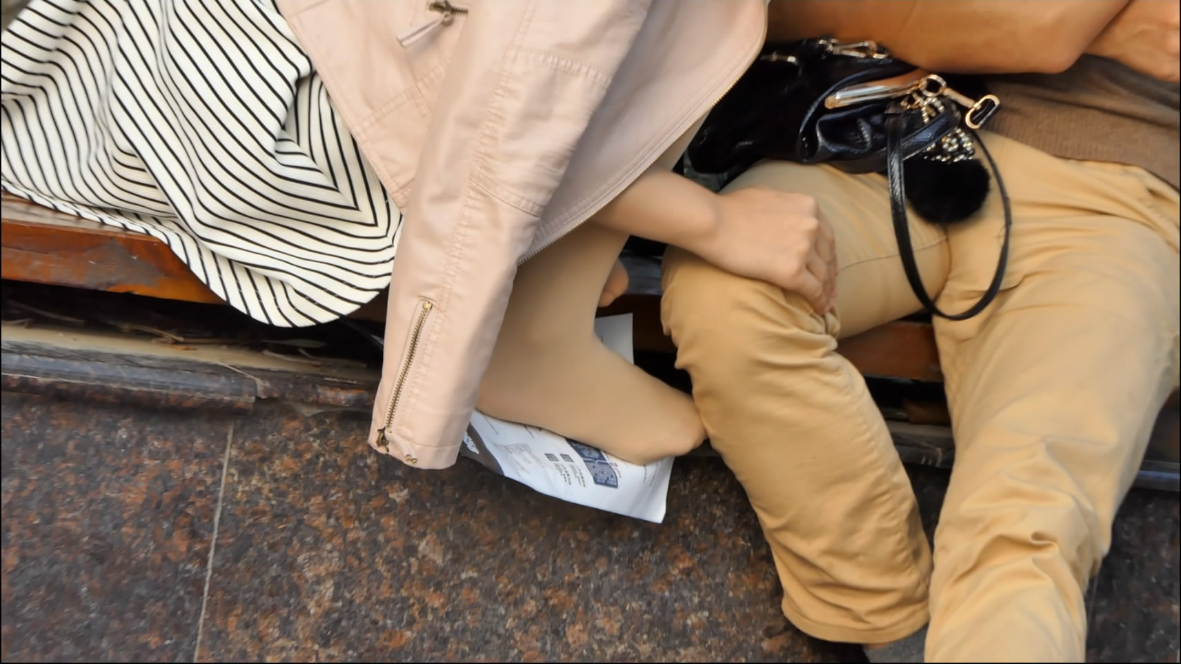 streetsnapnylon[00 01 34][20181208 234023 8]